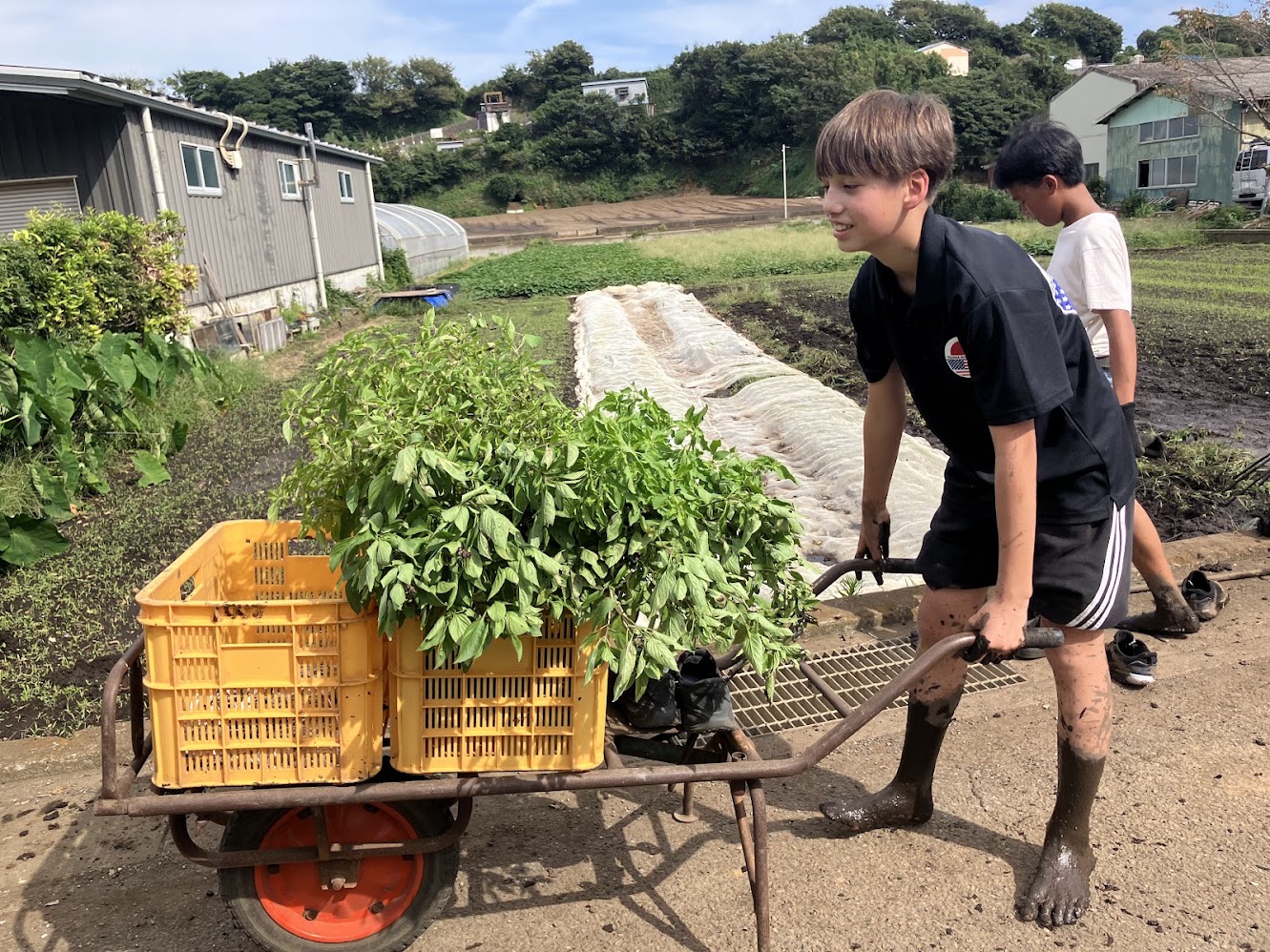 Middle School Farming Project Report~How Real-World Experiences Deepen Learning and Thinking